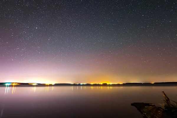 Timelapse Cielo estrellado fondo vídeo estrellas en el cielo nocturno y el — Foto de Stock