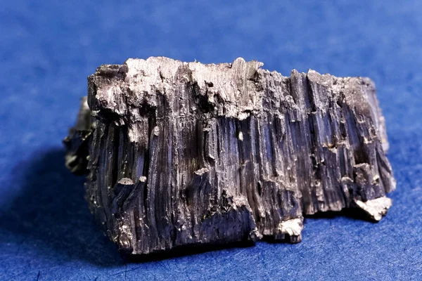 Cristaux de gadolinium, métal gadolinium des terres rares — Photo