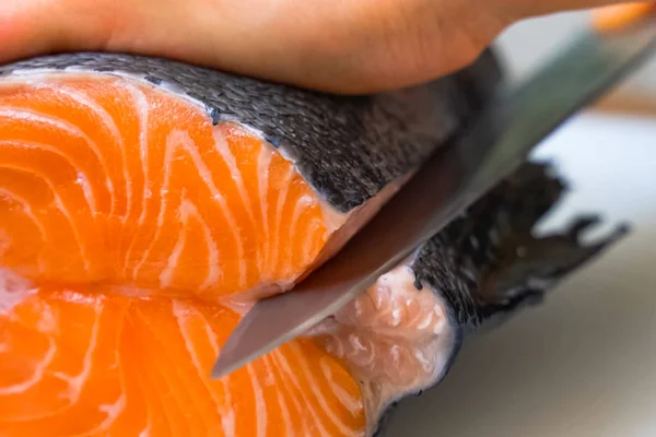 Salmão carniceiro, pedaço de salmão carne de peixe vermelho . — Fotografia de Stock