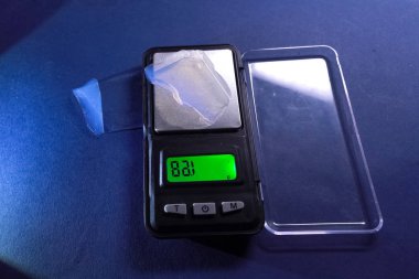 Airgel ve onunla deneyimleri. Aerogel