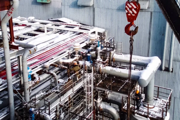 Ropná rafinérie výstavba průmyslového zařízení pro výrobu ropy — Stock fotografie