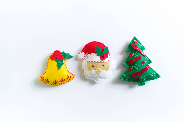 Игрушка из войлока для украшения елки. Новогодний домашний декор
.