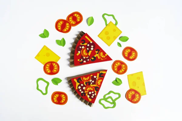 Pizza Gemaakt Van Papier Fast Food Handen Van Een Kind — Stockfoto