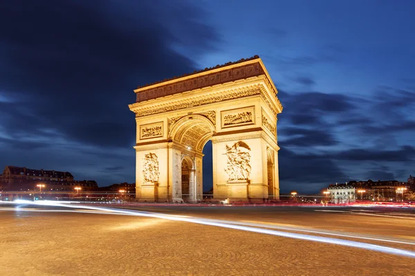Arco del Triunfo y senderos ligeros, París — Foto de Stock