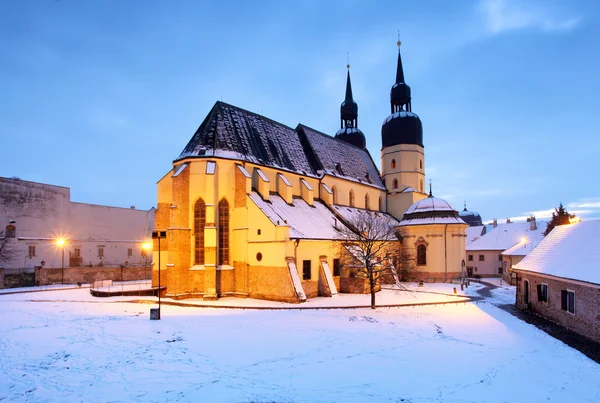 Trnava kirche, slowakei - heiliger nicolas im winter — Stockfoto