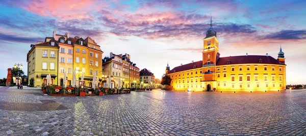 ワルシャワ旧市街、Plaz Zamkowy、ポーランド、誰も — ストック写真