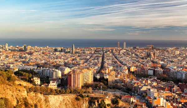 Панорама Барселони на заході сонця — стокове фото