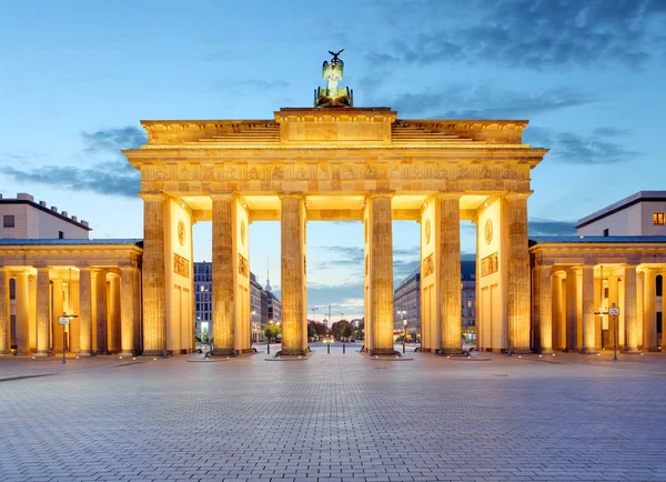 Berliner Tor in einer Nacht — Stockfoto