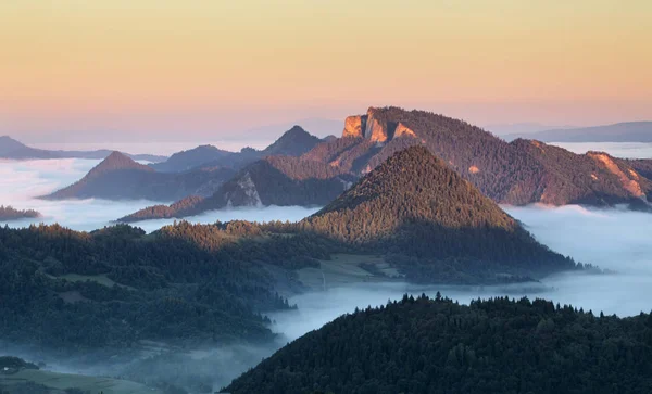 Paisaje en Pieniny, Eslovaquia — Foto de Stock