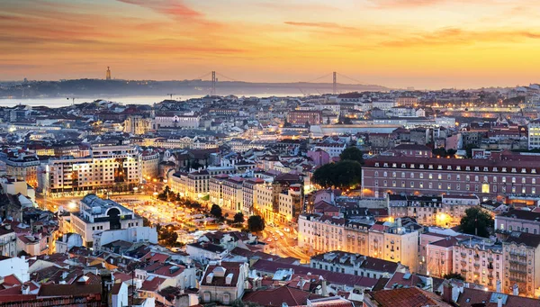 Lissabon bij zonsondergang — Stockfoto