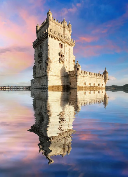 Lisabon, Belémská věž - řeku Tagus, Portugalsko — Stock fotografie