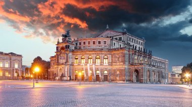 Semperoper Dresden, Almanya