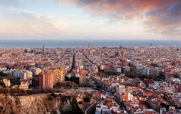 Barcelona panorama při západu slunce — Stock fotografie