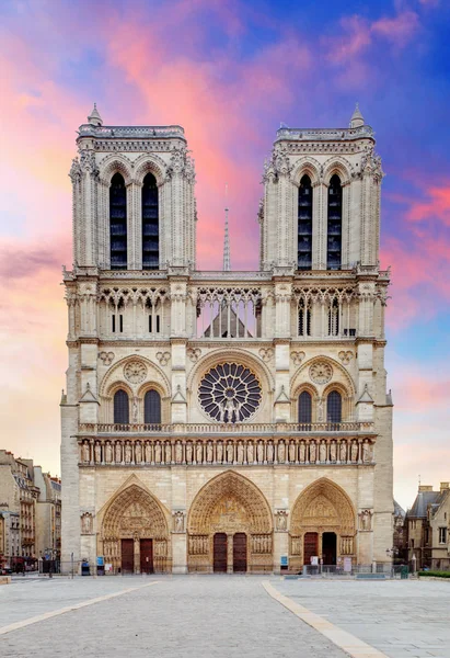 Notre Dame - Parigi all'alba — Foto Stock