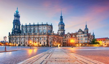 Dresden katedralde; Almanya, Europe