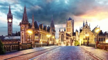 Ghent geceleri. Belçika, zaman atlamalı