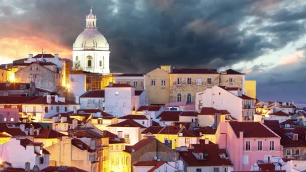 Lisszabon skyline a naplemente, Alafama - Portugália, idő telik el — Stock videók