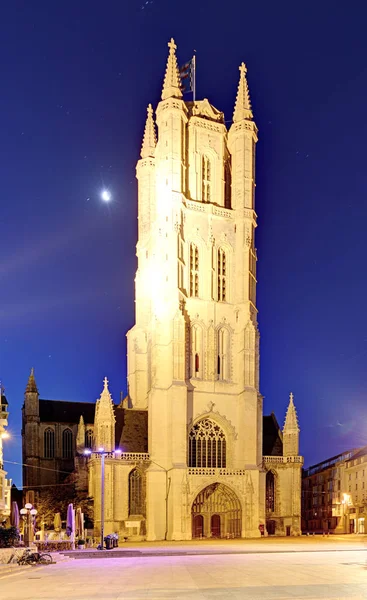 Belfort tower in historical part city of Ghent, Belgium — Stock Photo, Image