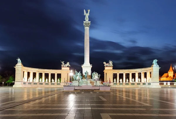 Площа героїв у Будапешті. — стокове фото