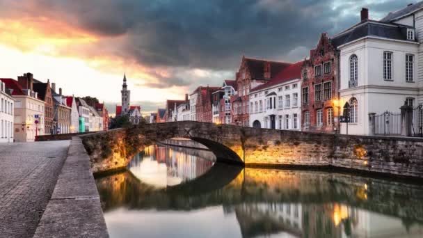 Stadsgezicht Brugge België Zonsondergang Time Lapse — Stockvideo