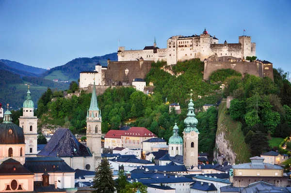Österrike, Salzburg city skyline — Stockfoto