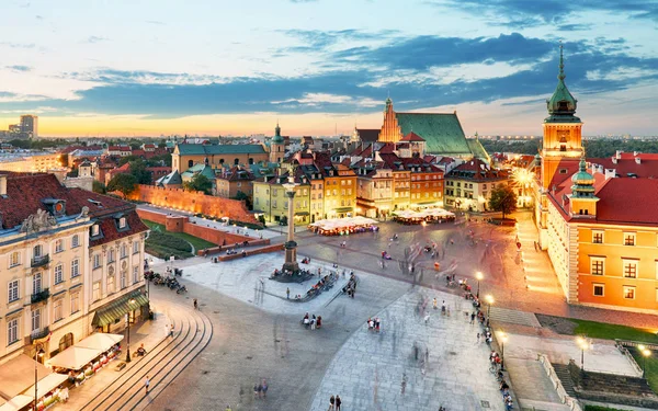 Polen, Warschau stad bij nacht — Stockfoto