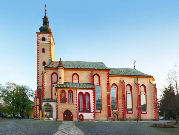 Słowacja - Kościół Wniebowzięcia Najświętszej Maryi Panny w Bańskiej Bystric — Zdjęcie stockowe