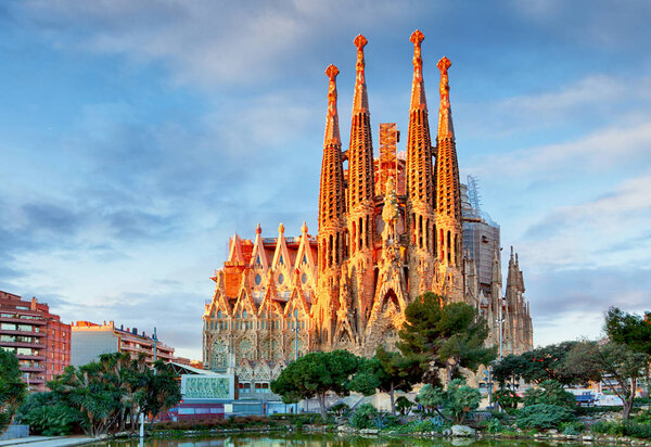 Vista de la Sagrada Familia, Barcelona - España — Foto de Stock