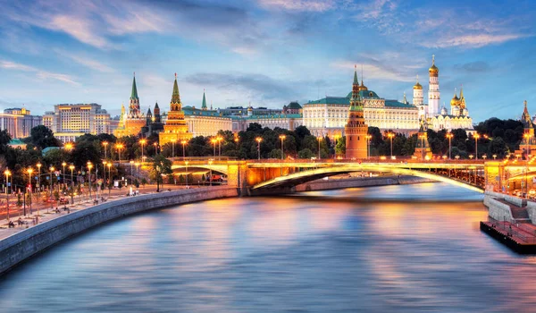 Moskva, Kreml a řeka Moskva, Rusko — Stock fotografie