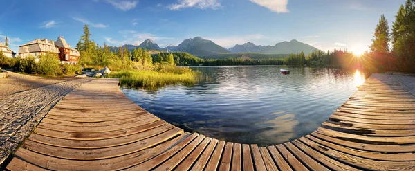 Lago Montaña Strbske Pleso Parque Nacional High Tatras Eslovaquia Paisaje — Foto de Stock