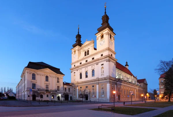 Trnava Catedral São João Batista Entardecer Eslováquia — Fotografia de Stock