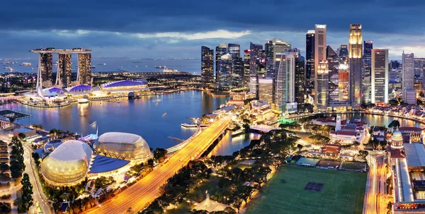 Singapore Zakenwijk Stad Schemering Azië Panorama — Stockfoto