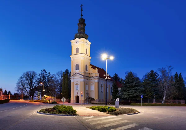 Kerk Dorp Voderady Slowakije Nachts — Stockfoto