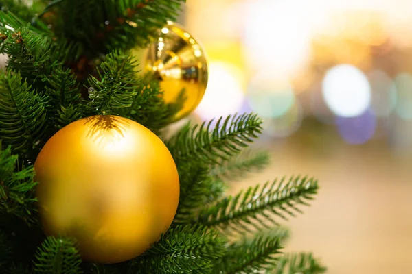 Noel ağacı süsleme baloları Posrtcard imajını selamlama sezonu