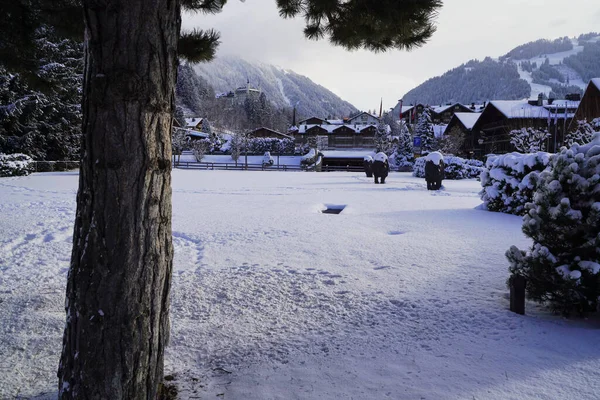 Gstaad χωριό το χειμώνα — Φωτογραφία Αρχείου