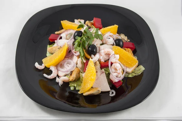 Ensalada de mariscos y naranja —  Fotos de Stock