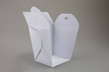 Mockup Wok kutusu bölümü içeriği göstermek için dışarı bir kesim ile