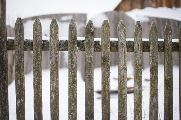 Oude houten hek — Stockfoto