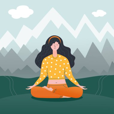 Nilüfer çiçekli kız. Doğa üzerine meditasyon yapıyor. Mutlu ve sağlıklı bir kadın. Dağlar manzarası.
