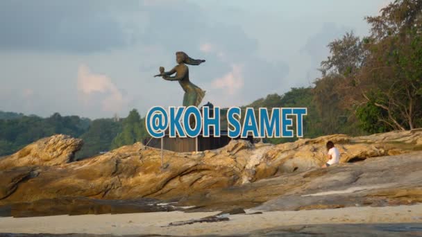 Koh Samet Adası Heykeli Tabelası Tayland Rayong Popüler Tatil Yeri — Stok video