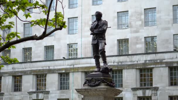 Estátua Histórica Charles George Gordon Whitehall Gardens Londres Reino Unido — Vídeo de Stock