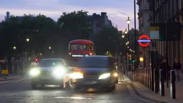 London Double Decker Buses Driving Evening Timelapse Westminster District London — Stock Video