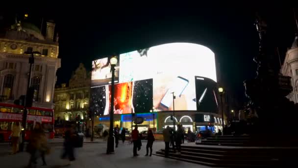 Rörlig Hyperlapse Piccadilly Circus Night London Storbritannien Juni 2019 — Stockvideo