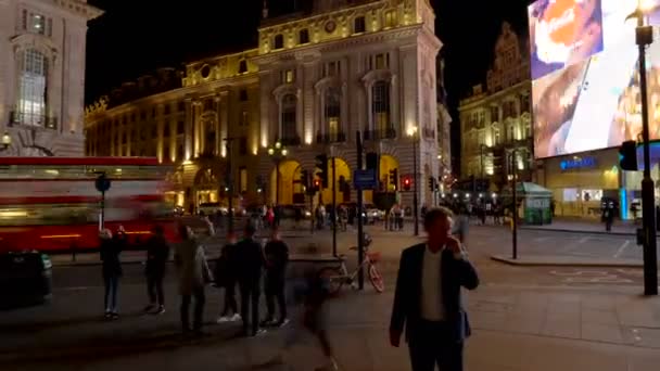 Moving Timelapse Piccadilly Circus Night London Egyesült Királyság 2019 Június — Stock videók