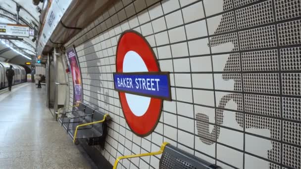 Baker Street Underground Tube Station Συνδεθείτε Στο Λονδίνο Ηνωμένο Βασίλειο — Αρχείο Βίντεο