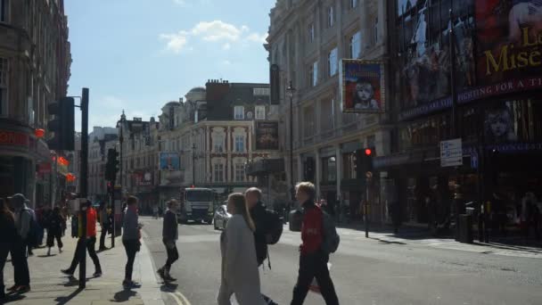 Queen Theatre Muchos Teatros Famosos Soho Londres Reino Unido Junio — Vídeo de stock