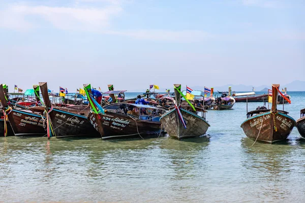 Krabi Kasabası Tayland Kasım 2019 Geleneksel Uzun Kuyruklu Tekneler Tayland — Stok fotoğraf