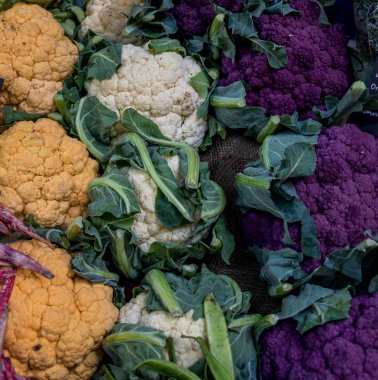 Borough Market, Londra 'da renkli karnabahar