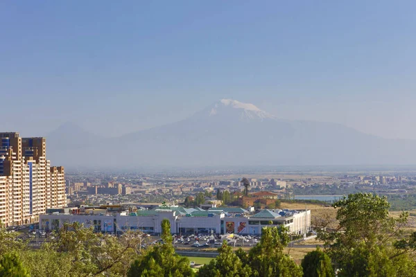 Armenia Erewan Widok Górę Ararat Słoneczny Letni Dzień — Zdjęcie stockowe