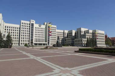 Güneşli bir yaz gününde Belarus Bobruisk Ortodoks Kilisesi